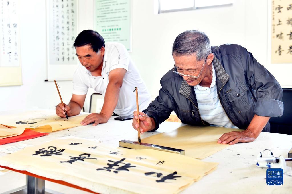 69棋牌游戏
